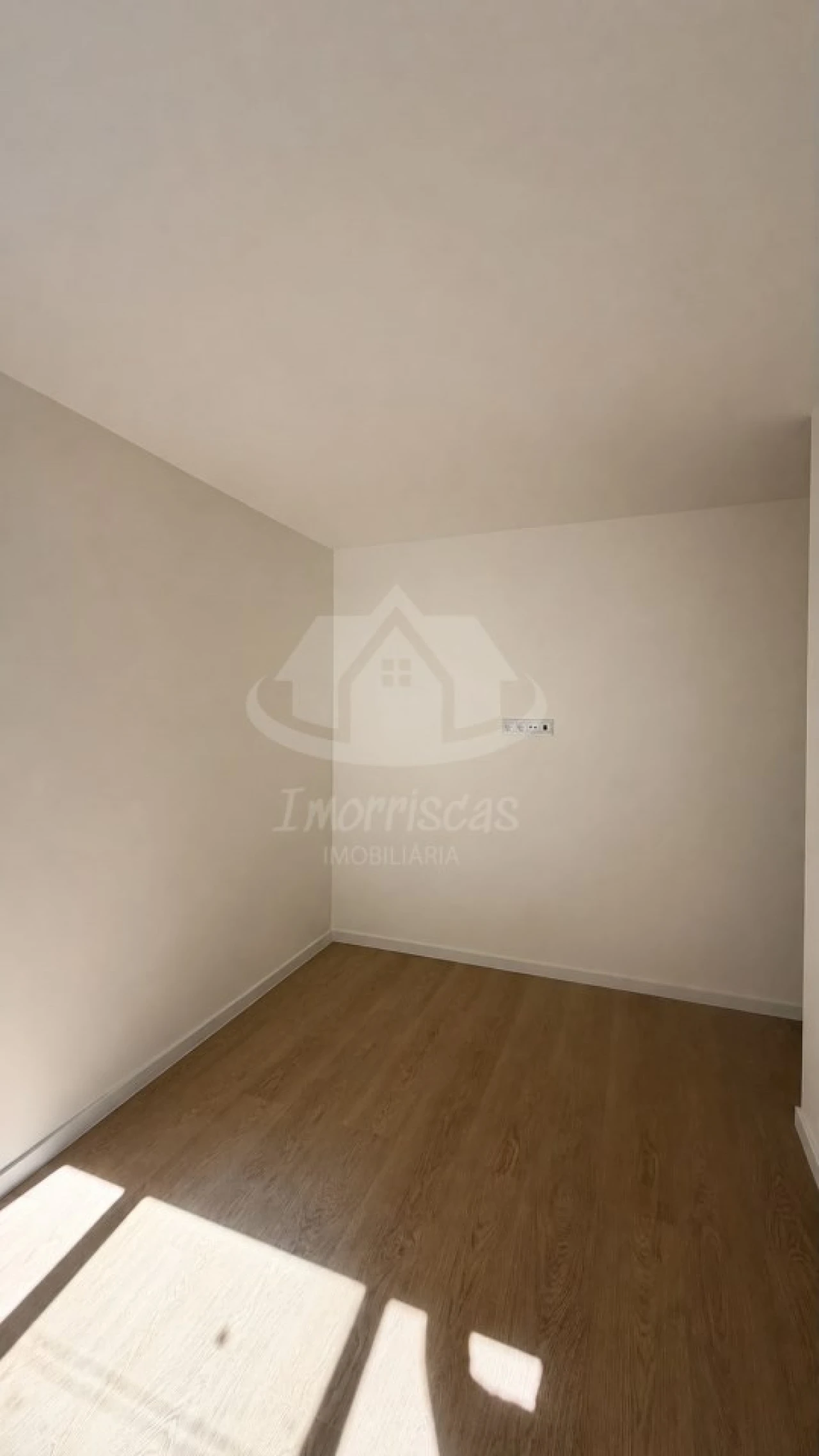 Apartamento T2 para Venda em Odivelas Foto 8