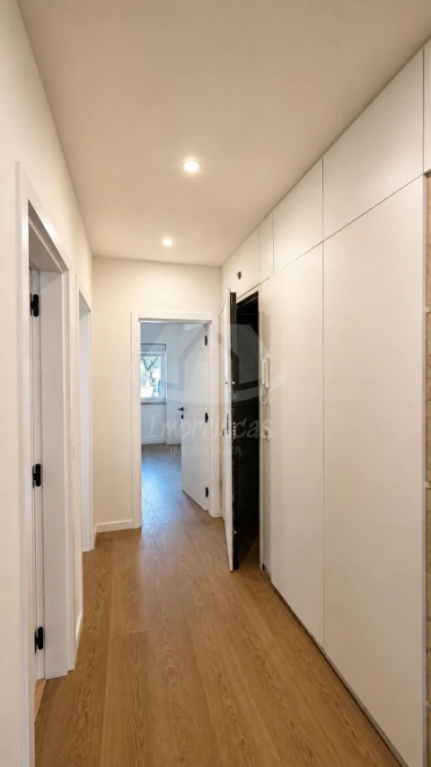 Apartamento T2 para Venda em Odivelas