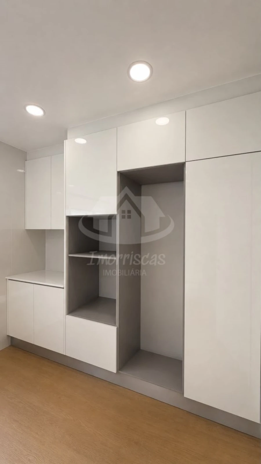 Apartamento T2 para Venda em Odivelas Foto 3