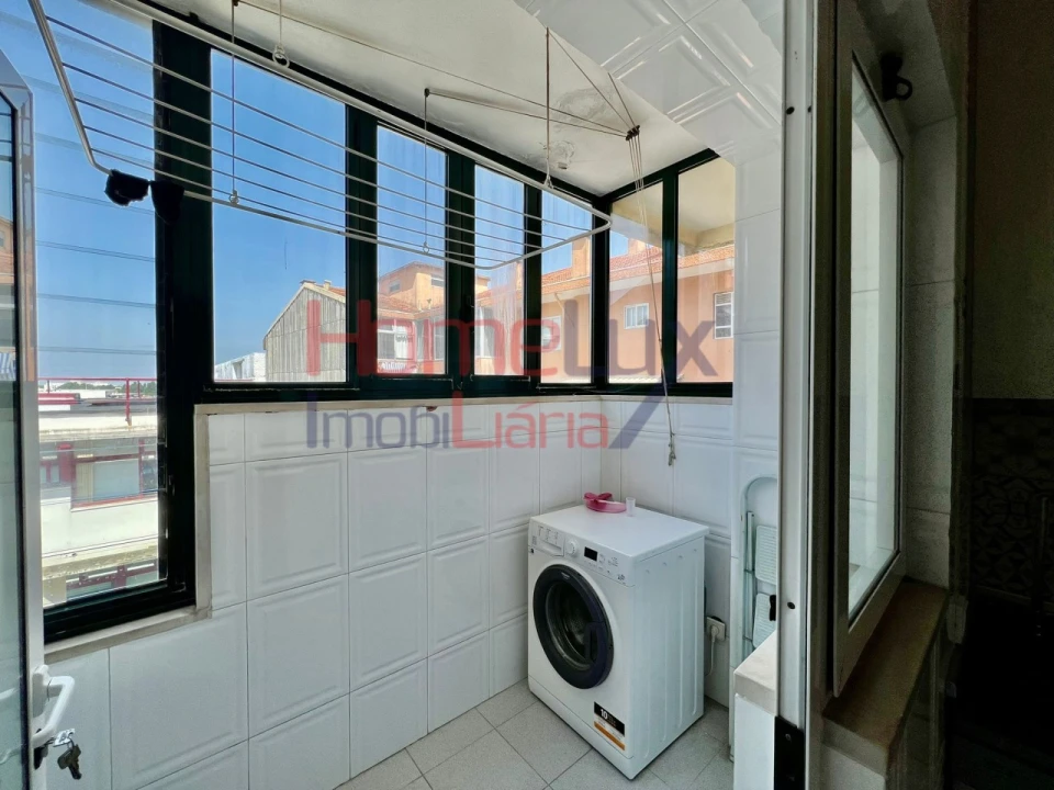 Apartamento T2 para Venda em Paranhos Foto 7