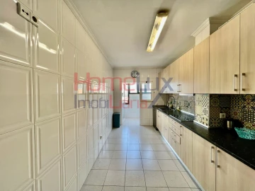 Apartamento T2 para Venda em Paranhos