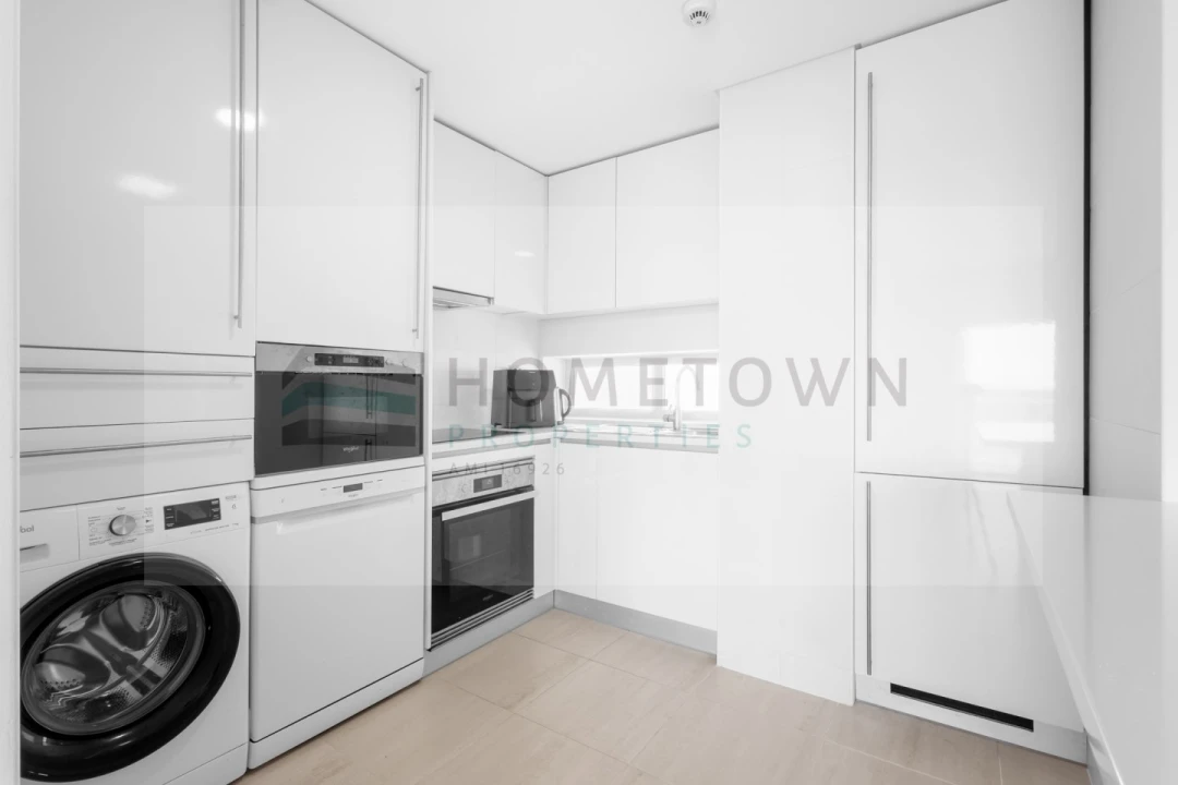 Apartamento T2 para Venda em Quarteira Foto 9