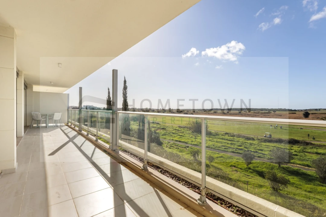 Apartamento T2 para Venda em Quarteira Foto 6