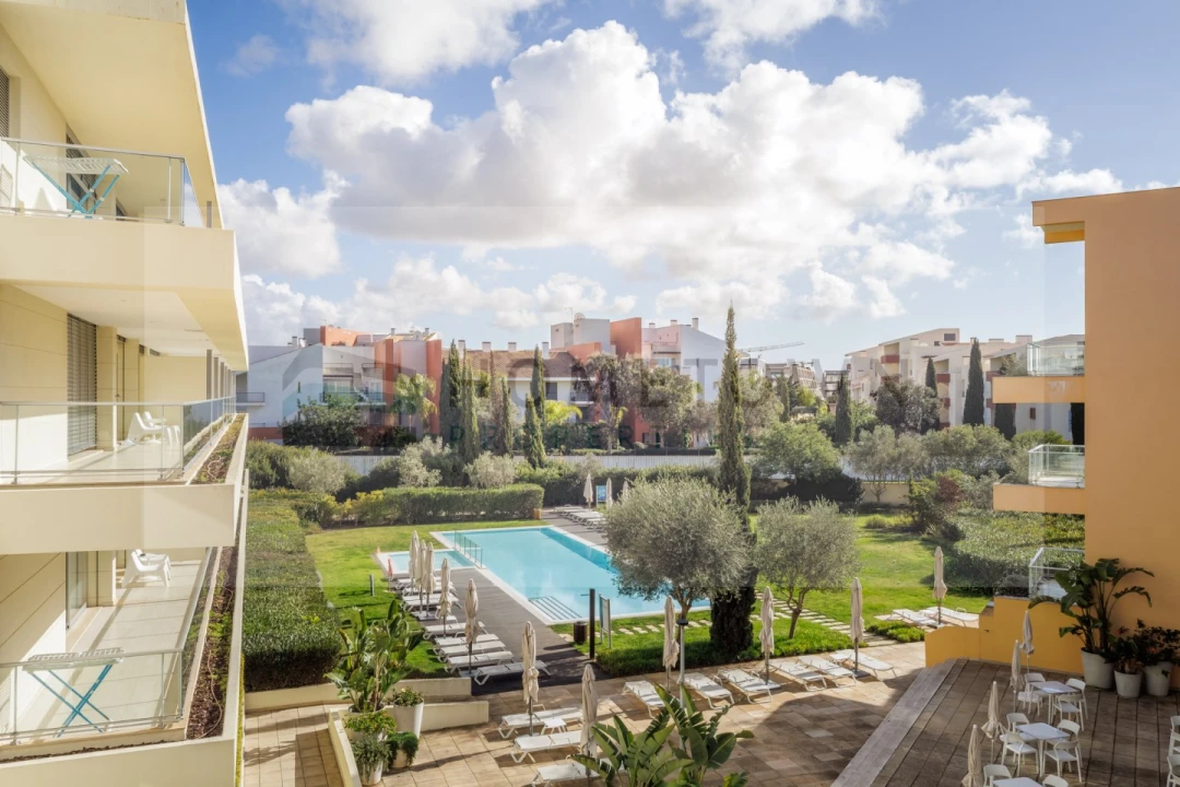 Apartamento T2 para Venda em Quarteira Foto 32