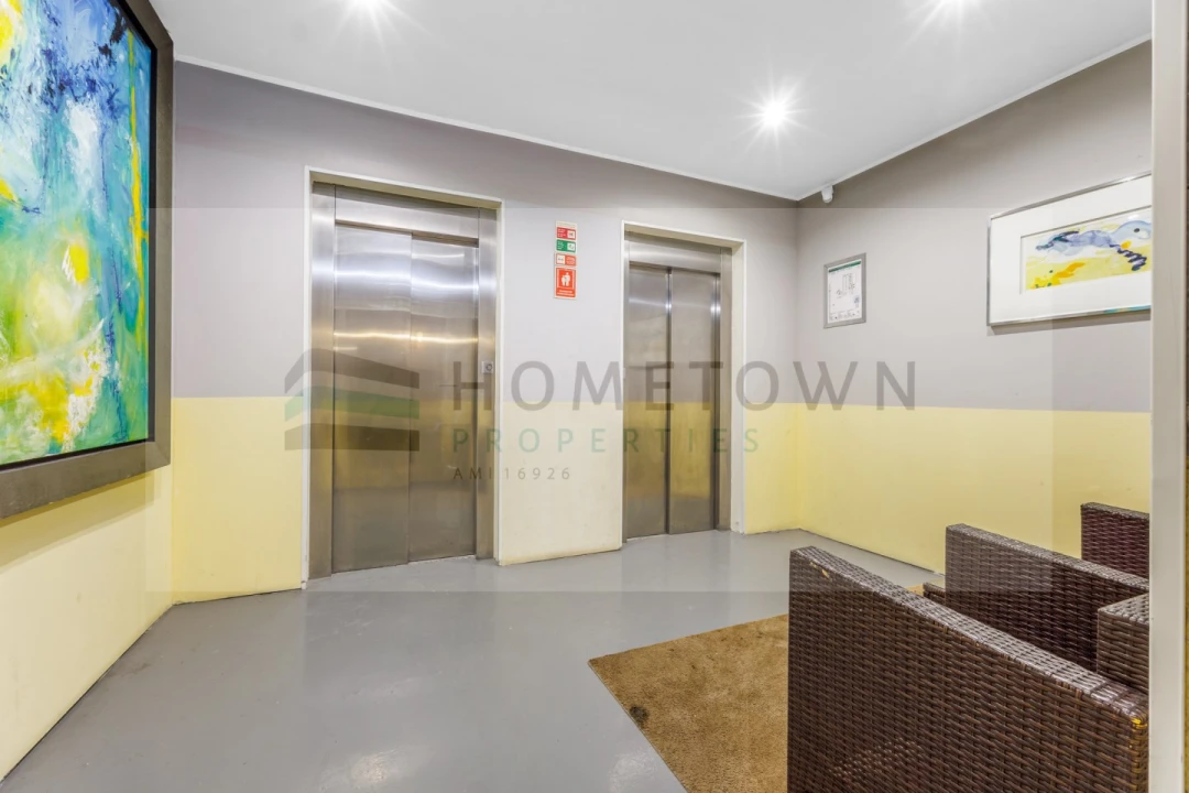 Apartamento T2 para Venda em Quarteira Foto 27