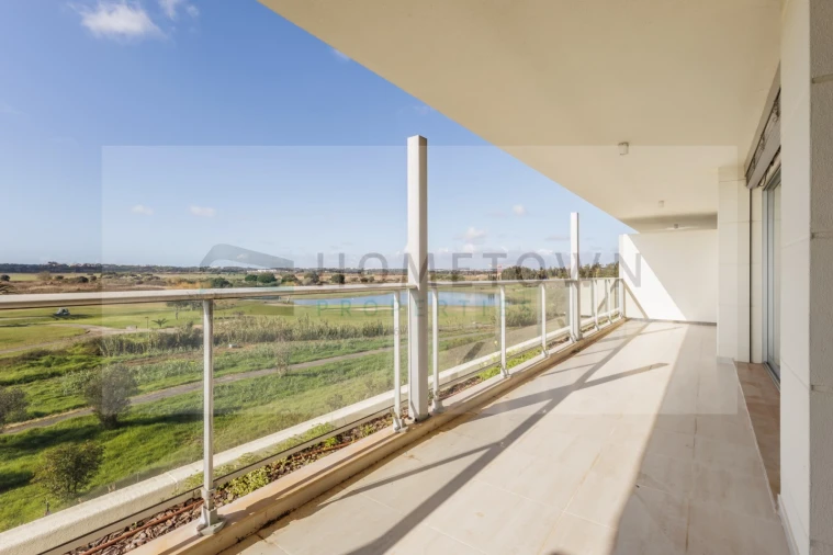 Apartamento T2 para Venda em Quarteira Foto 24