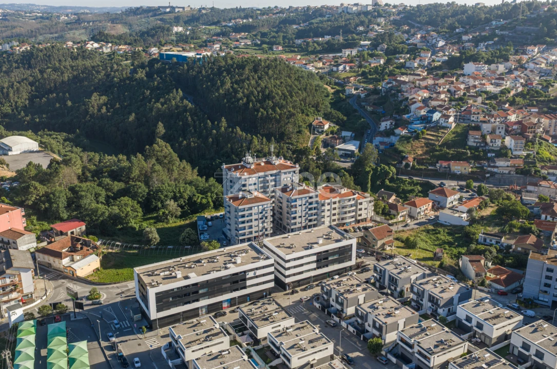 Negócio para Venda em Fânzeres e São Pedro da Cova Foto 29