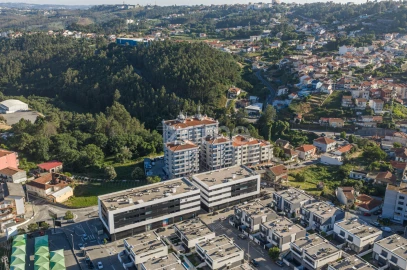 Negócio para Venda em Fânzeres e São Pedro da Cova