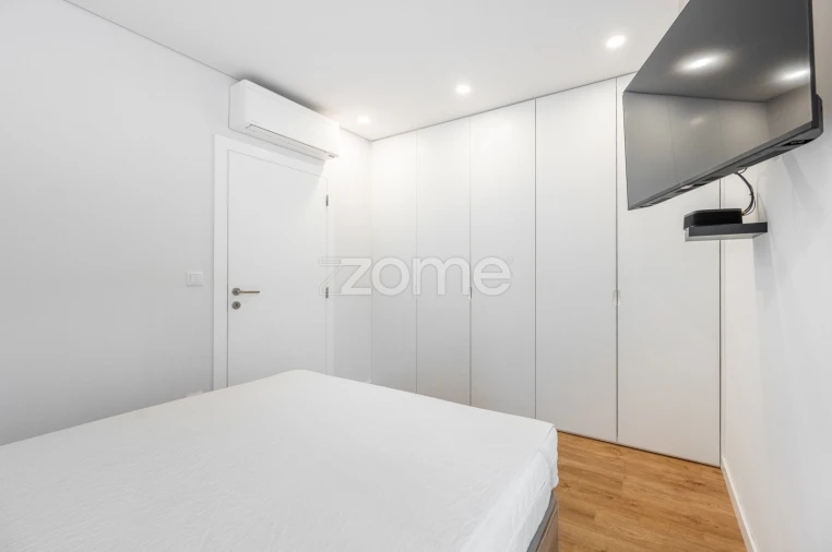 Apartamento T2 para Arrendamento em São Vitor (Braga) Foto 11