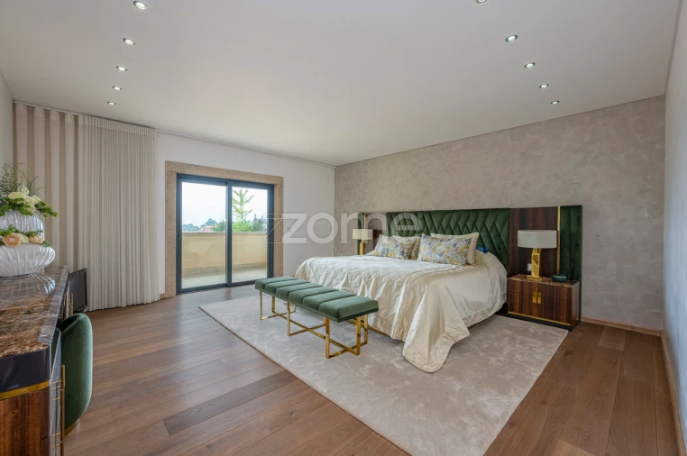 Moradia T6 para Venda em Vila Garcia, Aboim e Chapa Foto 6