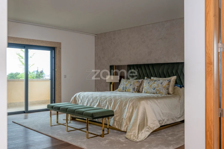 Moradia T6 para Venda em Vila Garcia, Aboim e Chapa Foto 48