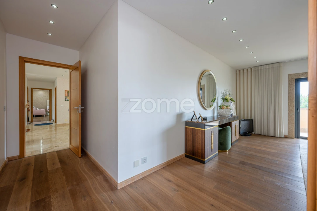 Moradia T6 para Venda em Vila Garcia, Aboim e Chapa Foto 17