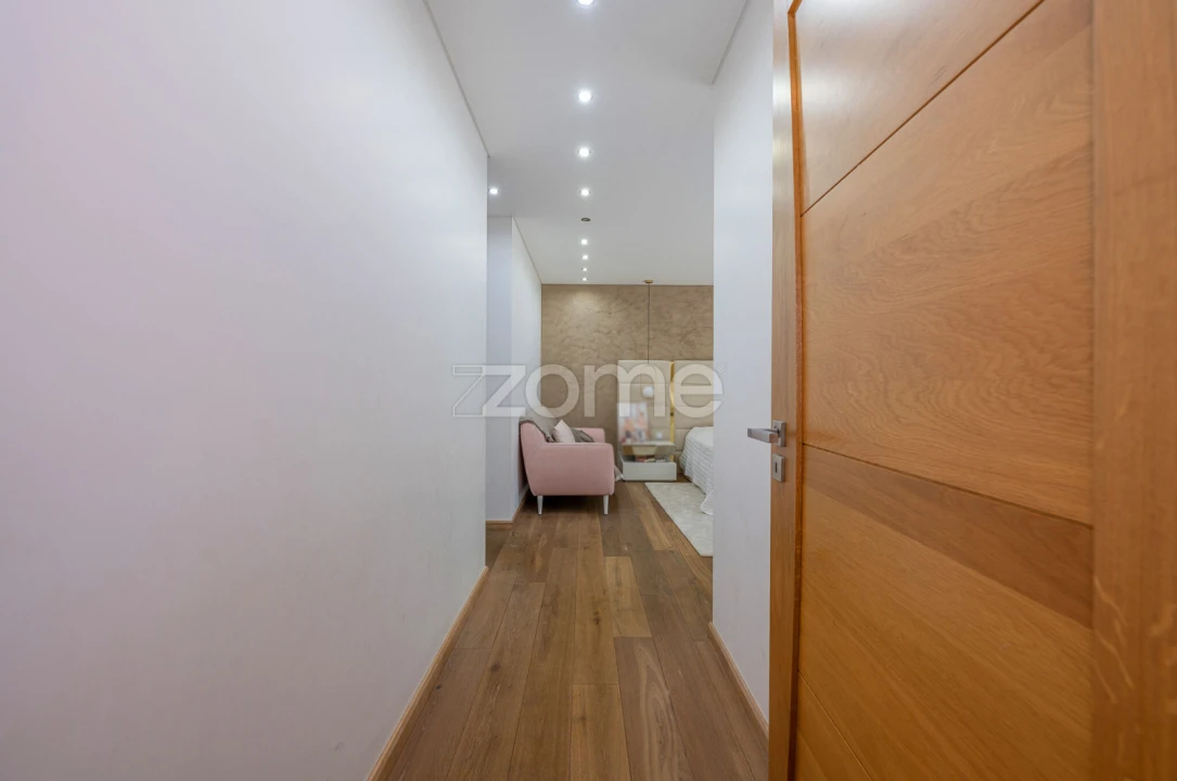 Moradia T6 para Venda em Vila Garcia, Aboim e Chapa Foto 28