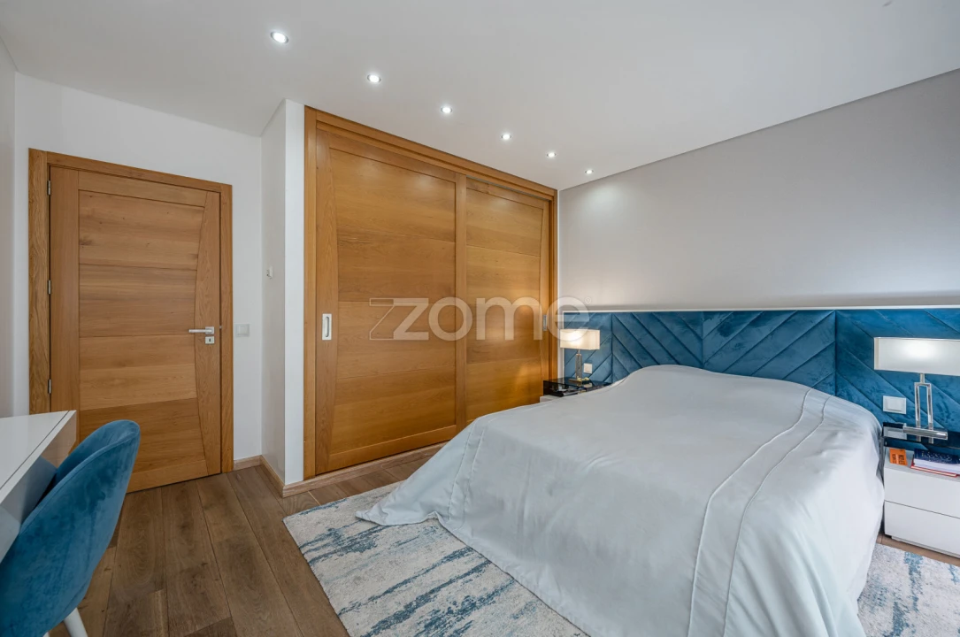 Moradia T6 para Venda em Vila Garcia, Aboim e Chapa Foto 36