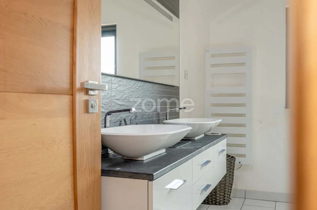 Moradia T6 para Venda em Vila Garcia, Aboim e Chapa Foto 49