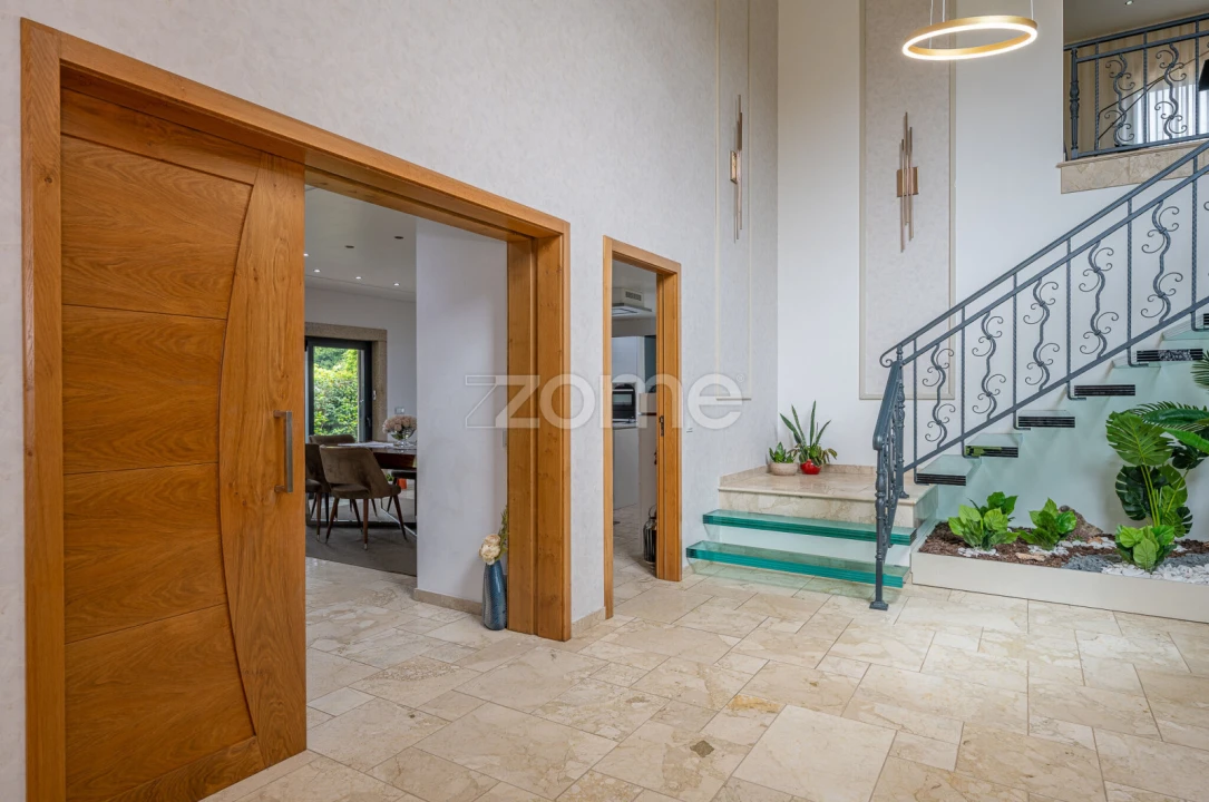 Moradia T6 para Venda em Vila Garcia, Aboim e Chapa Foto 54