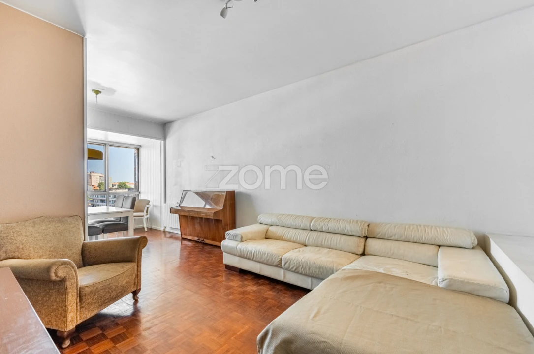 Apartamento T5 para Venda em Bonfim Foto 13