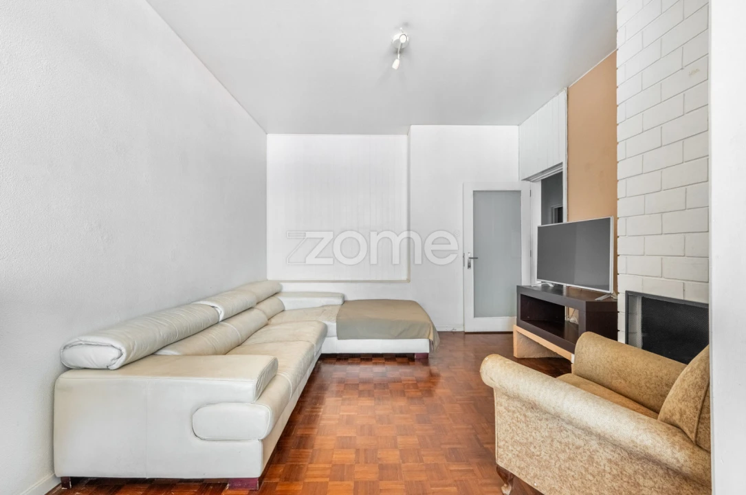 Apartamento T5 para Venda em Bonfim Foto 17