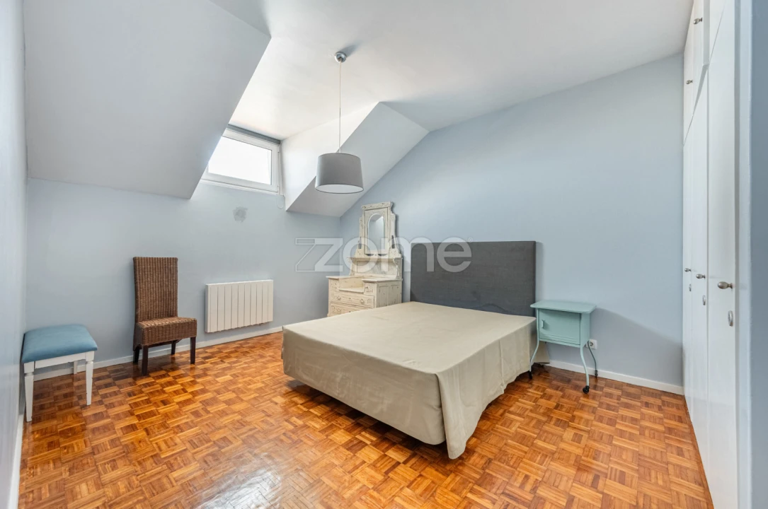 Apartamento T5 para Venda em Bonfim Foto 27