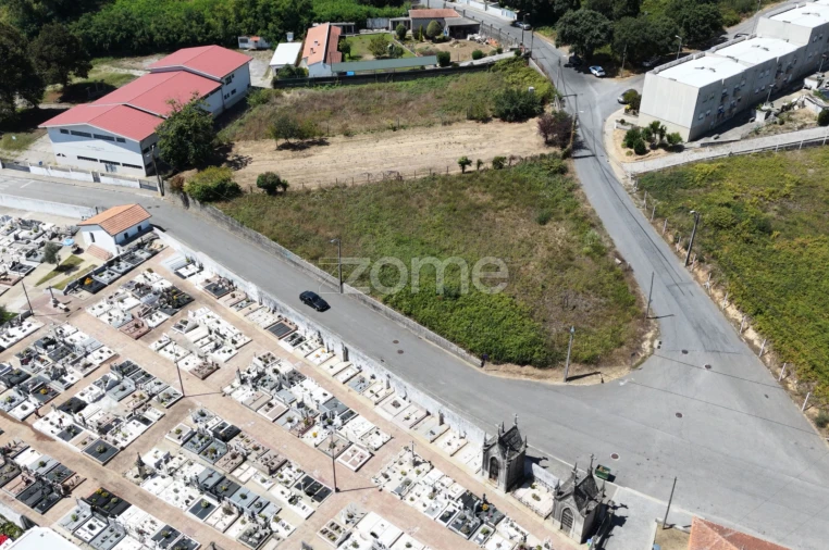 Terreno para Venda em Sandim, Olival, Lever e Crestuma Foto 11