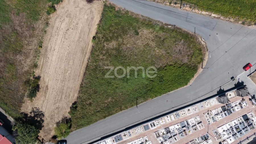 Terreno para Venda em Sandim, Olival, Lever e Crestuma