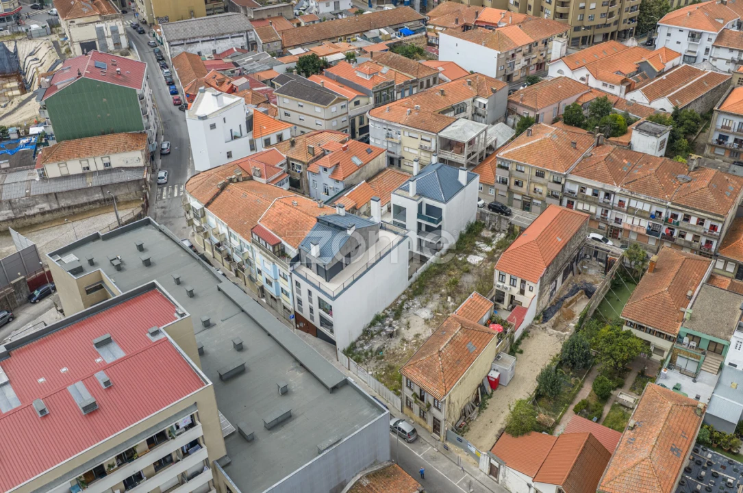 Apartamento T2 para Venda em Mafamude e Vilar do Paraíso Foto 26