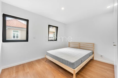 Apartamento T2 para Venda em Mafamude e Vilar do Paraíso
