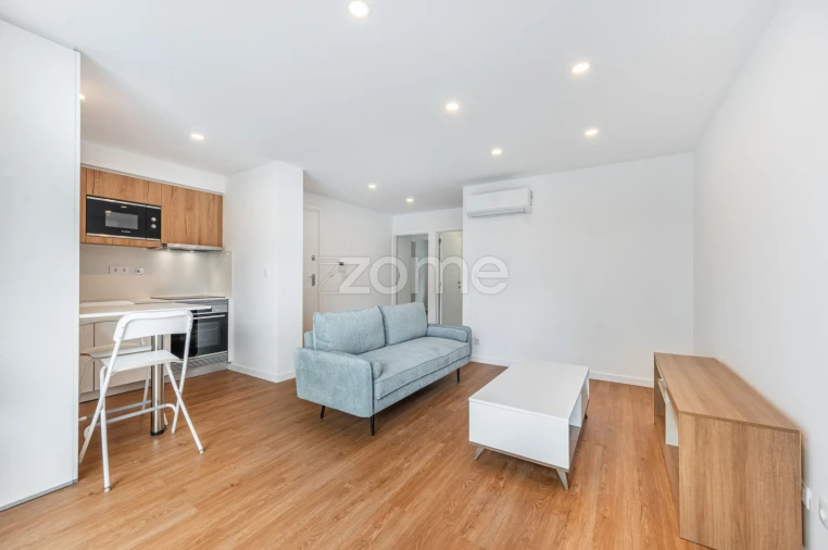 Apartamento T2 para Venda em Mafamude e Vilar do Paraíso Foto 7