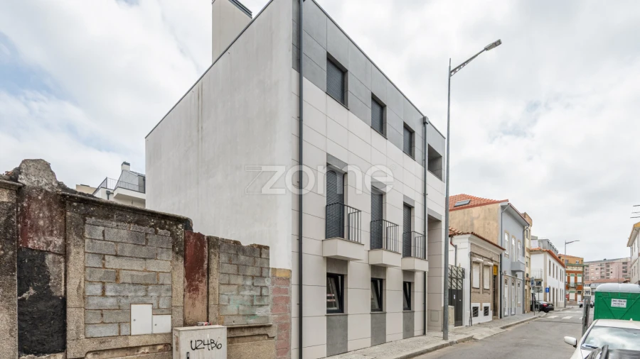 Apartamento T2 para Venda em Mafamude e Vilar do Paraíso