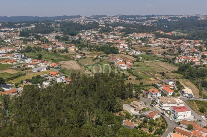 Terreno para Venda em Fornos