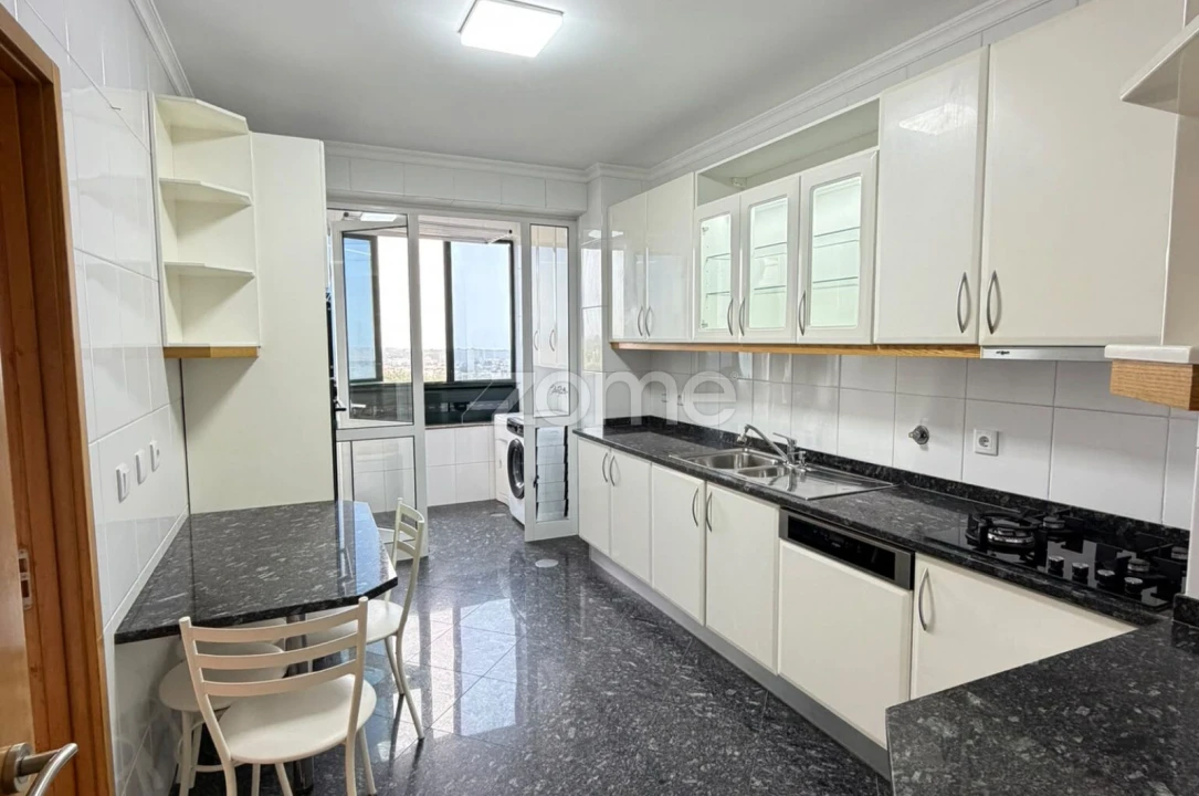 Apartamento T3 para Arrendamento em Canidelo Foto 1