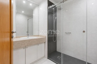 Apartamento T3 para Arrendamento em Canidelo