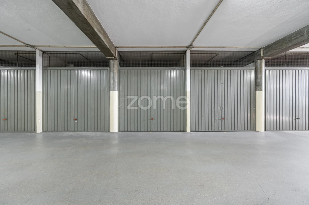 Apartamento T3 para Arrendamento em Canidelo Foto 25
