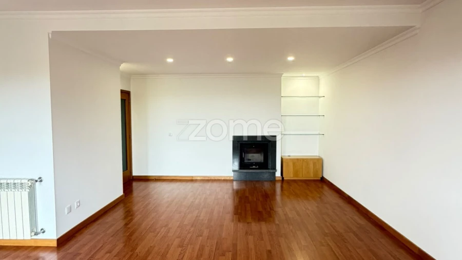 Apartamento T3 para Arrendamento em Canidelo