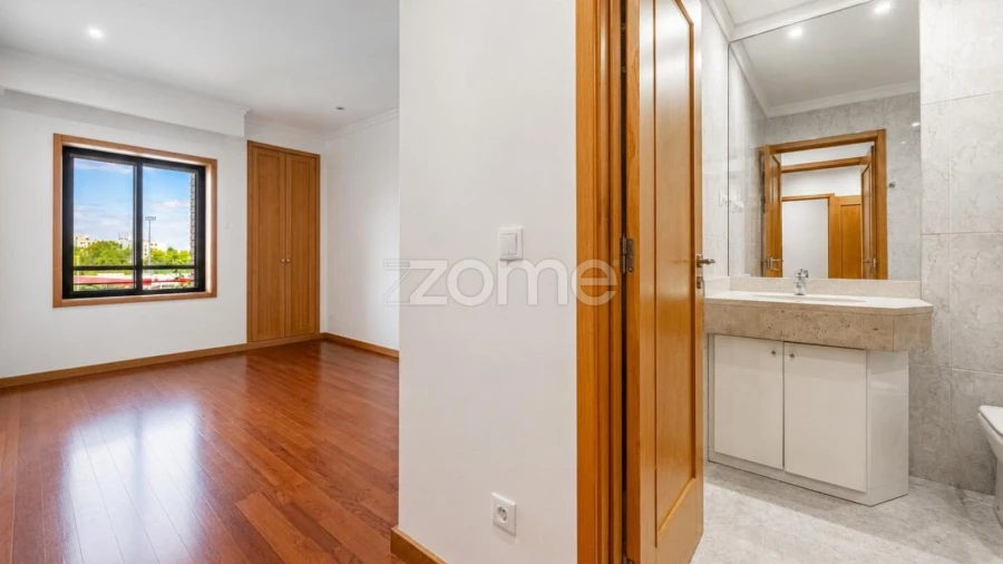 Apartamento T3 para Arrendamento em Canidelo