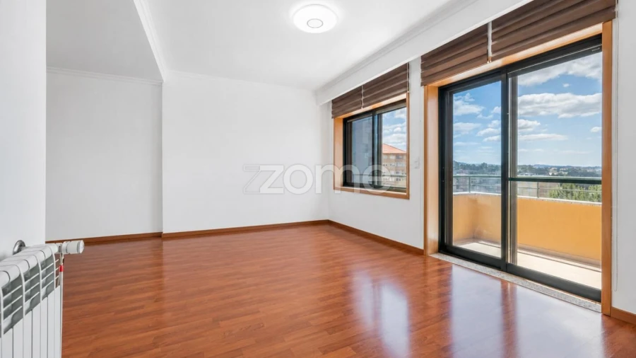 Apartamento T3 para Arrendamento em Canidelo