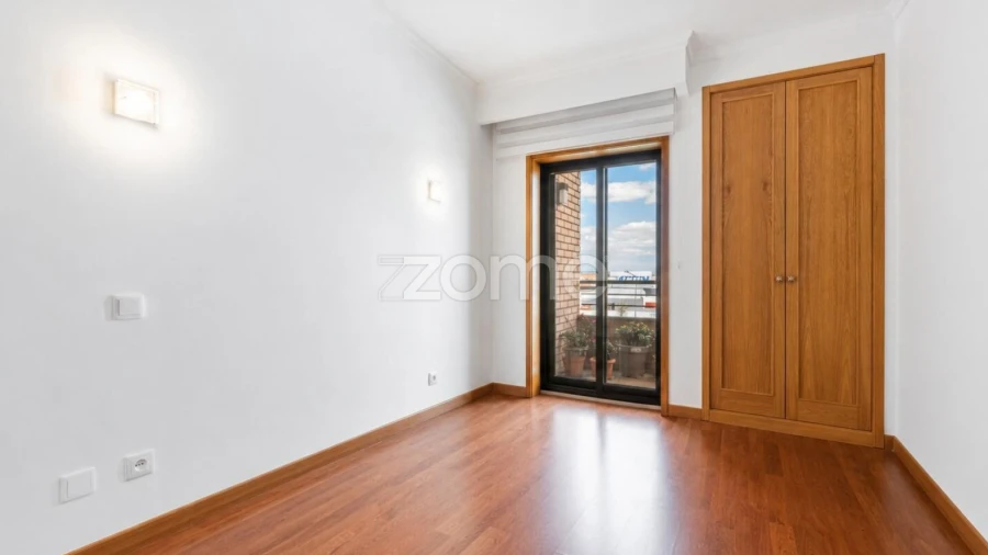 Apartamento T3 para Arrendamento em Canidelo