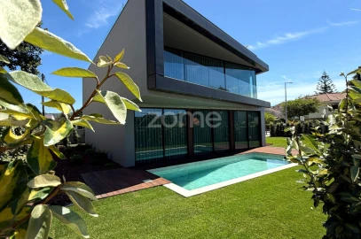 Moradia T4 para Venda em Esposende, Marinhas e Gandra
