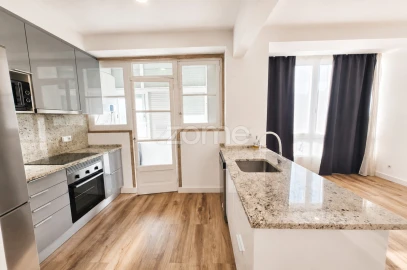 Apartamento T2 para Arrendamento em Mina de Água