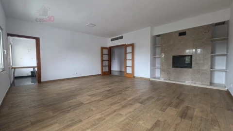 Apartamento T3 para Venda em Parque das Nações