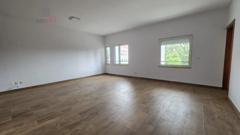 Apartamento T3 para Venda em Parque das Nações