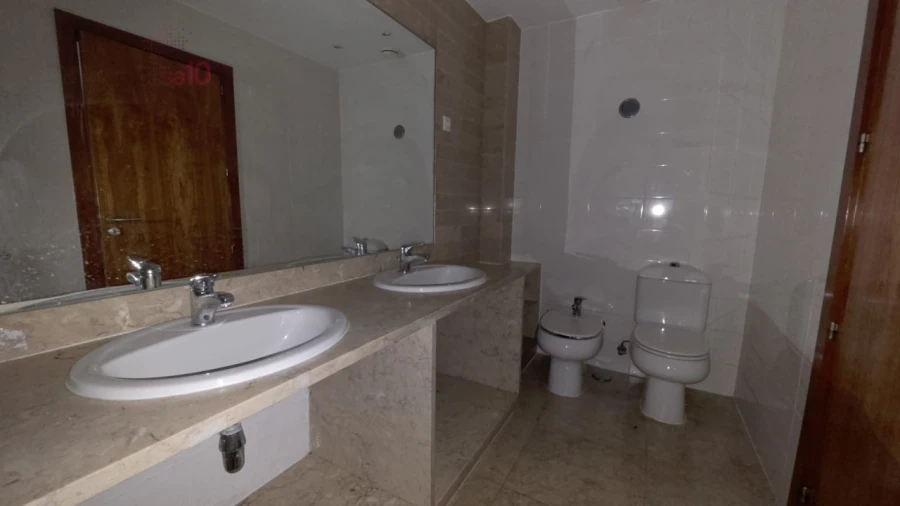 Apartamento T3 para Venda em Parque das Nações Foto 16