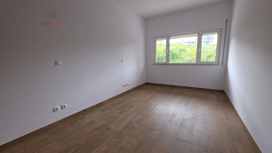 Apartamento T3 para Venda em Parque das Nações Foto 19