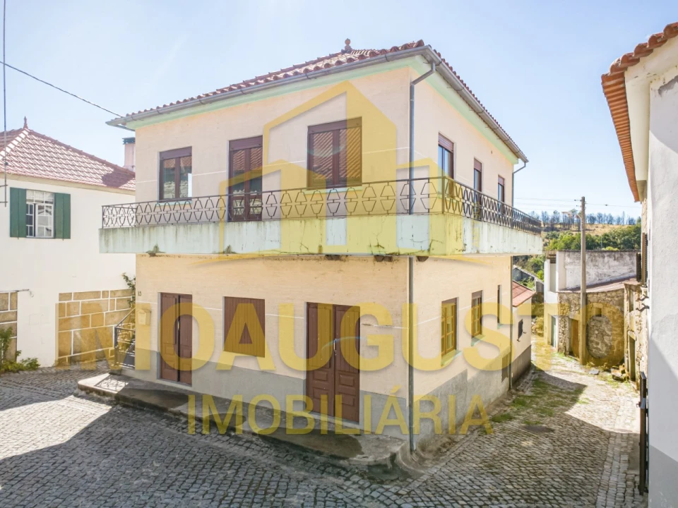 Moradia T3 para Venda em Pousafoles do Bispo, Pena Lobo e Lomba Foto 2