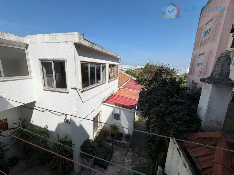 Prédio para Venda em Baixa da Banheira e Vale da Amoreira Foto 22