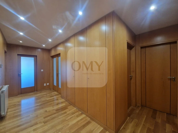 Apartamento T2 para Arrendamento em Mateus Foto 6