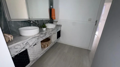 Moradia T2 para Venda em Messegães, Valadares e Sá