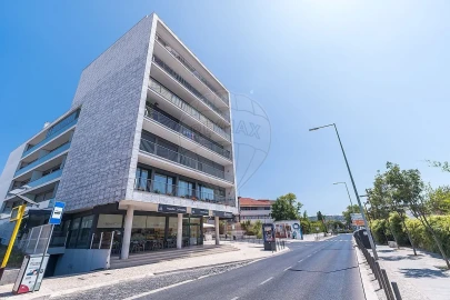 Apartamento T4 para Venda em Loures