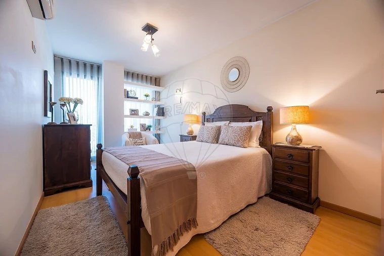 Apartamento T4 para Venda em Loures Foto 12