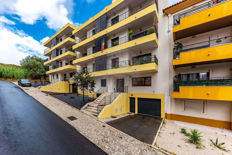 Apartamento T2 para Venda em Rio de Mouro Foto 33
